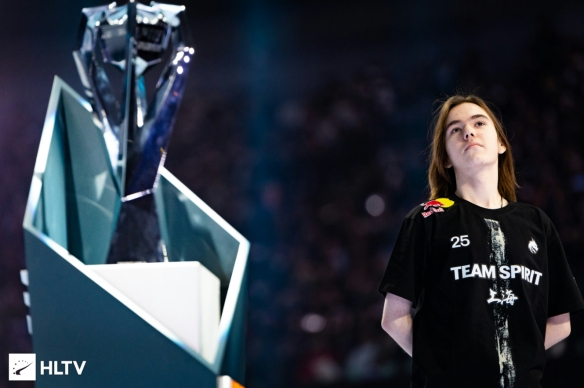 FNC官宣新赛季大名单：上单Wunder