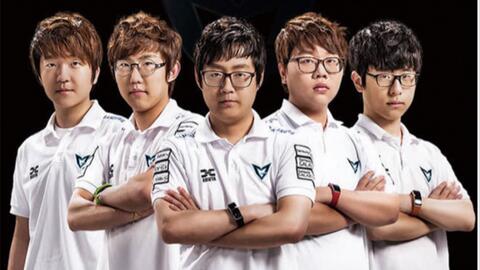 成都AG超玩会遗憾止步2025KPL春季赛季后赛败者组决赛