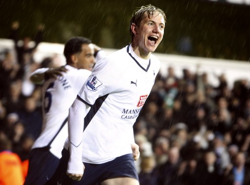 WBG官方：Theshy隔离期间确诊阳性 目前情况稳定 已转运进行隔离