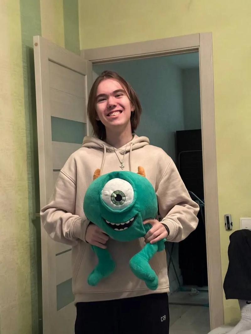 LGD官博发文：热爱和热血为梦想铺路！季后赛我们来啦！