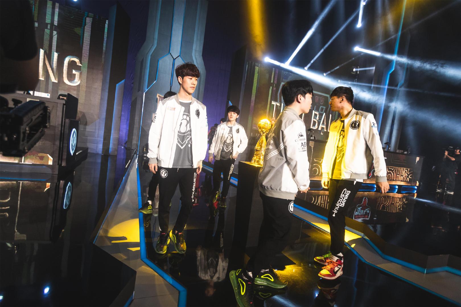 BLG成为LPL联赛第11个冠军队伍